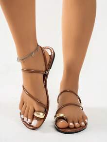 Sandalias negras de doble uso para mujer, chanclas de red de verano estilo celebridad, pantuflas planas versátiles y a la moda para la playa - Marrón - Ver 3