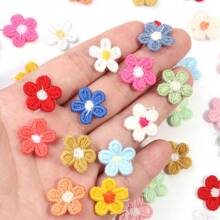 30pcs/Pack Colorful 5-Petal Flower Embroidered Patches, Cotton Thread Hand-Sewn Floral Patches For DIY Clothing, Pants, Socks, Hats And Fabric Decoration & Repair