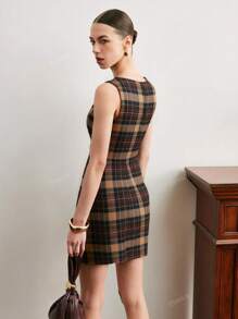 Elegant Plaid Sleeveless Women Summer Casual Mini Dress, Round Neck Checkered Minimalist Short Dress, Slim Fit A-Line Skirt Suitable For Commuting, Office, And Leisure Daily Wear