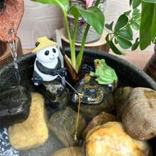 1pc Frog Fishing Statue - Outdoor Garden Pond Decor, Indoor Living Room Balcony Office Desk Decoration, Birthday Party Thanksgiving Halloween Christmas New Year Celebration Decoration Gift