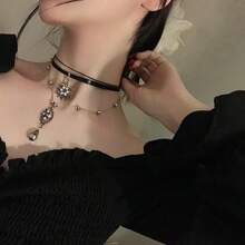 Elegante collar vintage de lujo con múltiples capas en color negro como regalo para ella para fiestas, festivales de música y el Día de Todos los Santos