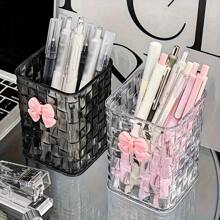 1 pieza Soporte de brochas de maquillaje con textura trenzada y pegatina de mariposa - Organizador de escritorio de gran capacidad para bolígrafos, caja de almacenamiento de plástico transparente blanco/negro de uso múltiple para brochas de maquillaje, bolígrafos, lápices labiales y papelería, almacenamiento ordenado - Perfecto para escritorios, tocadores, baños y mesitas de noche, dormitorio, oficina, para colecciones de vacaciones, baño, dormitorio, gran capacidad
