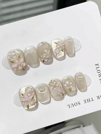 24片短款棺材形按压指甲，法式春季线条小花夏季指甲，甜美清新DIY指甲装饰，适合女士和女孩日常使用，旅行美甲用品指甲