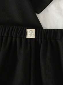 2 pièces Ensemble décontracté en mailles gaufrées de couleur unie pour femmes, haut court à épaules tombantes, encolure ronde, dos avec découpe et short fendu sur le côté, ajustement décontracté et confortable, ensemble deux pièces