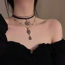 Elegante collar vintage de lujo con múltiples capas en color negro como regalo para ella para fiestas, festivales de música y el Día de Todos los Santos