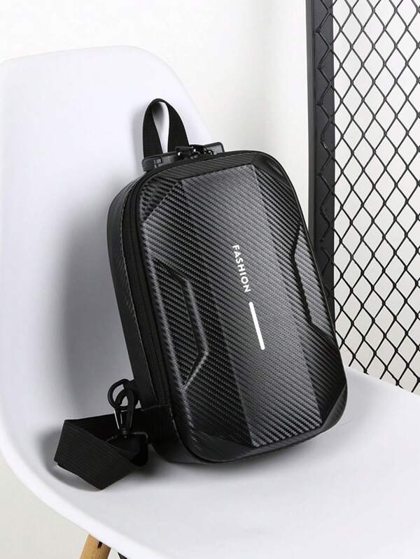Zaino da moto con guscio rigido 2025 con ricarica USB, cinghia regolabile con lucchetto antifurto, impermeabile e resistente all'usura, borsa a tracolla di moda per sport e tempo libero, zaino compatto per campeggio a breve distanza, borsa da uomo ideale come regalo