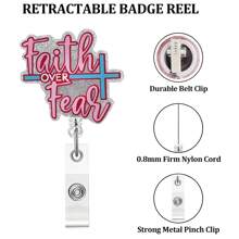 TONAVIETO 1 Stück Glaube über Angst Krankenschwester Ausweishalter, Name ID Abzeichen Halter mit Krokodilklemme für Studenten Krankenpflege Namensschild Karte Abschlussgeschenk