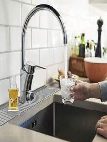 易于清洁的硅胶水槽收纳盒，带防溅保护装置 - 耐用、可重复使用的双口袋设计，适用于厨房和浴室