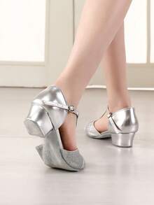 Zapatos de baile de mujer con tiras plateadas con lentejuelas, sandalias de tacón bajo con tira de tobillo para baile latino y de salón, adecuados para principiantes, práctica en interiores, actuaciones y fiestas - Plateado - Ver 2