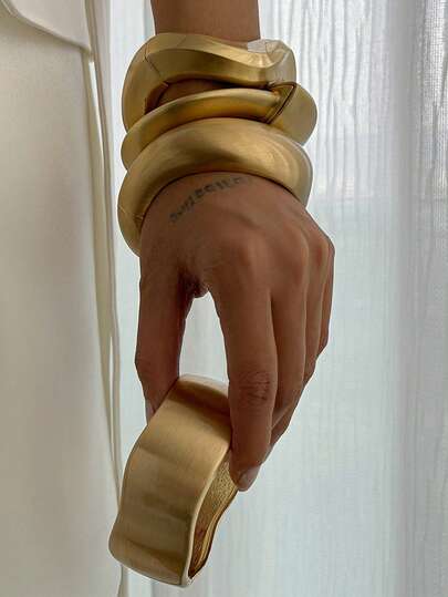 朋克风磨砂感宽版弹簧扣手链女小众设计不对称手链1条