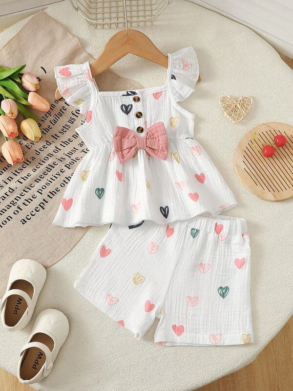 Set casual estivo da 2 pezzi per ragazze - Top a maniche corte con stampa a cuore + pantaloncini, comodo e versatile