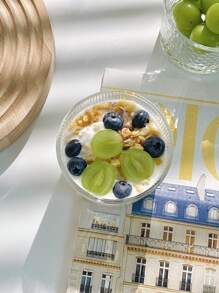 1pc Round Ice Cream Glass Bowl, Classic Vertical Pattern, Hammer Pattern Design, Simple And Elegant, Simple Snack Fruit Bowl, Kitchen Dessert Bowl, Suitable For Summer Family Ice Cream, Fruit, Nuts, Yogurt, Dessert, Snacks, Afternoon Tea Dessert Bowl