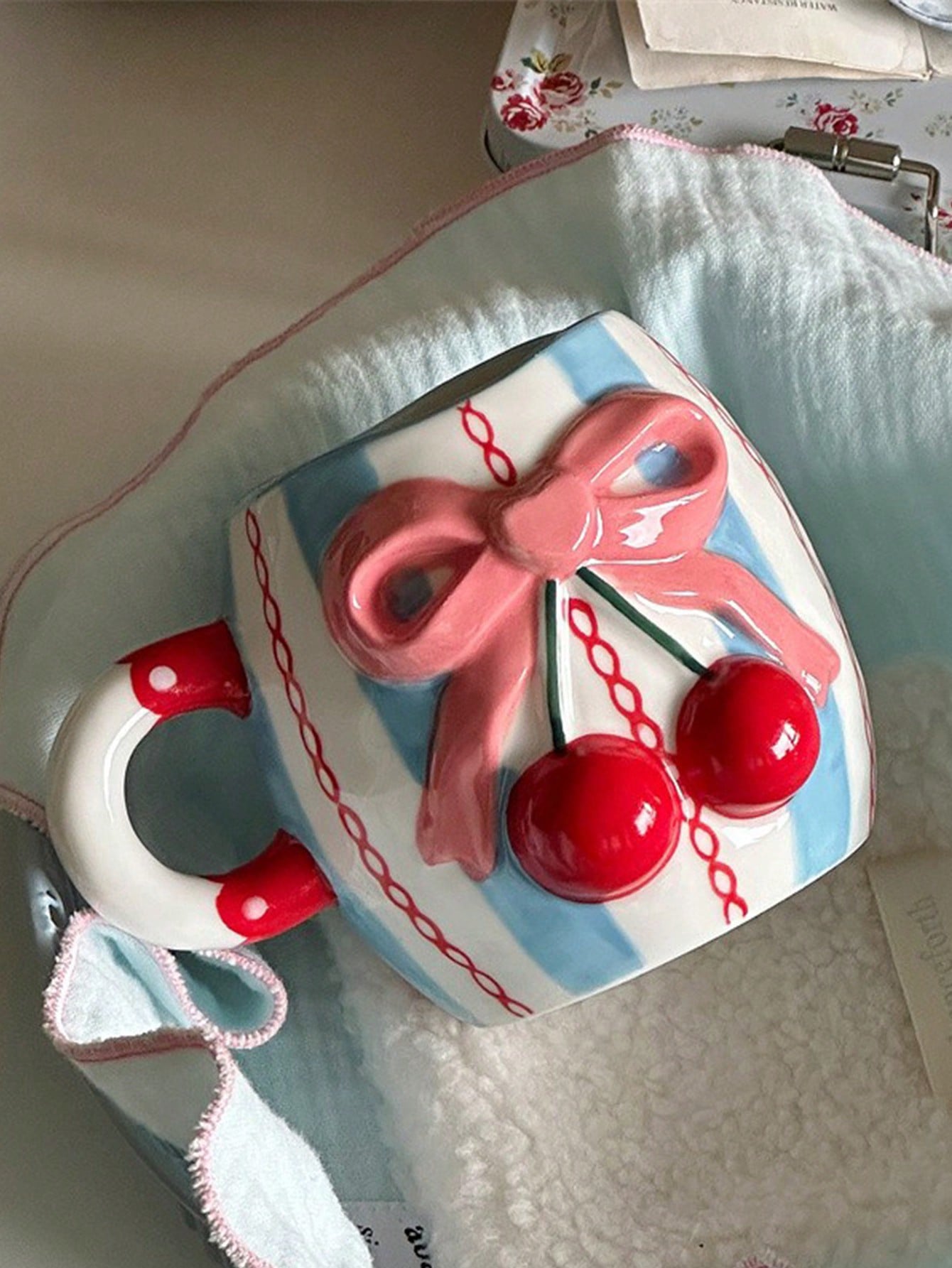 كوب سيراميك محلى بعقدة فراشة وزخرفة الكرز، كوب فتي...