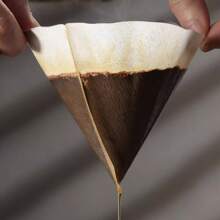 50/100 unidades de papel de filtro de café de polpa de madeira branca V60, papel de filtro descartável para café e chá, adequado para cafeteira e cafeteira, cones de filtro de café para uso doméstico, volta às aulas