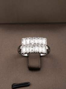 1 Set Schmuckset mit kubischen Zirkoniasteinen in rechteckigem Design, enthält 1 Paar Ohrringe, 1 Halskette, 1 Armband, 1 Ring, geeignet für Frauen Hochzeitsfeier, ohne Geschenkbox