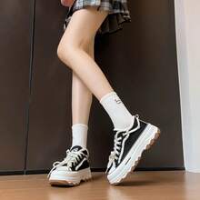 Women's Solid Color Thick Soled Canvas Shoes Lace Up Thick Soled Soft Soled Walking Comfort Shoes Low Cut Casual Canvas Sports Shoes - 黑色 - 查看 5