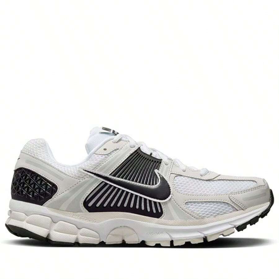 Nike Zoom Vomero 5 - White Black Platinum - View 1