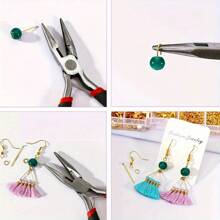 1 set Kit de inicio de joyería dorada y plateada que incluye pendientes, colgantes, accesorios, cuentas, alicates y herramientas de reparación de joyería, apto para adultos y principiantes