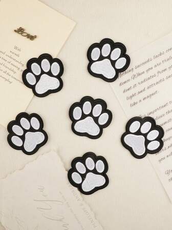 6 件黑白狗爪印刺绣贴布，趣味涤纶熨烫，缝制刺绣贴花，适用于 DIY 服装、包包、鞋子、帽子等