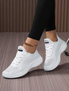 Women's Low-Top Athletic Sneakers With Striped Pattern, Breathable Mesh, Soft & Lightweight, Elastic Lace-Up, Suitable For All Seasons Walking & Sports - White - View 3