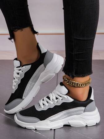 女式户外纯色休闲透气网眼系带软底厚底运动鞋