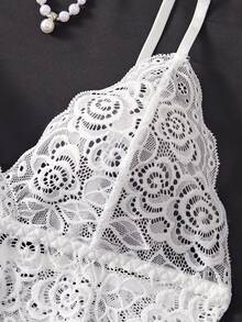 Deep V-Neck Lace Semi-Sheer Fashionable Charming Design Lingerie Set, Sexy Sleepwear For Women