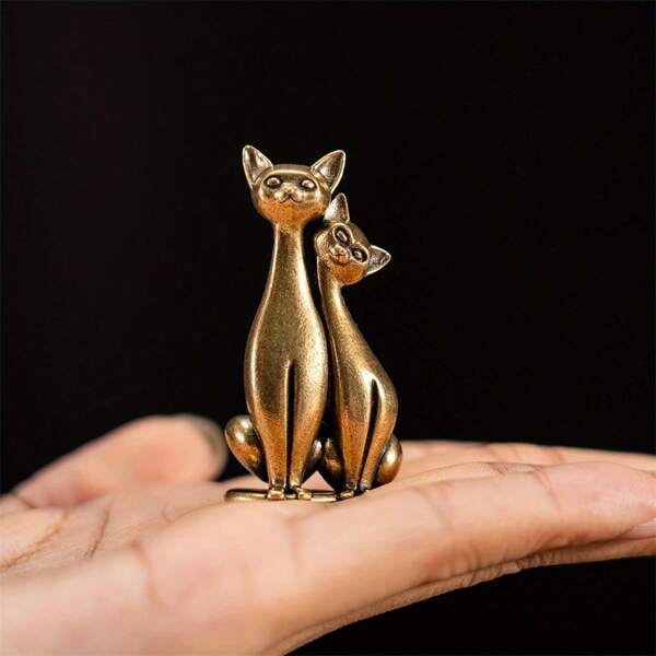 1pc Couple Cat Ornament Vintage Brass Sculpture Art Piece Intertwined Loving Cats Ideal Artwork For Home Office Or Cafe Perfect For Shelf Living Room Or Desk Display,Brass Rat For Good Luck And Prosperity, Charm For Home, Car And Office Decoration