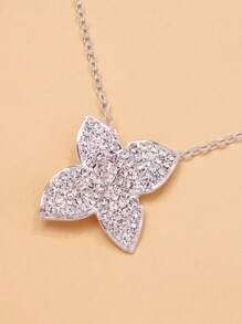 1pc Summer Beach Butterfly Necklace, Women's Stylish Short Necklace, Fashion Jewelry Accessory
