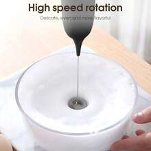 电动奶泡器，适用于搅拌咖啡、牛奶、燕麦片、鸡蛋等，省时省空间，使用方便，不含电池。是节日、新年和圣诞节送给女性、咖啡爱好者和家庭主妇的理想礼物；实用的手持式家用咖啡师套装 - 彩色 - 查看 5