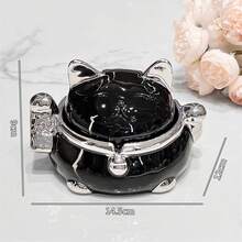 1 Pc Modern Cute Maneki Neko Ceramic Ashtray With Cover, Black/White Color Options, Windproof And Ash-Proof, Suitable For Living Room, Dining Room, Bedroom, Bathroom, Kitchen Paper Towel Decor