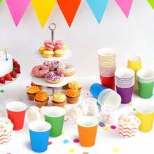 10 piezas de vasos de papel de colores desechables, vasos para bebidas frías, vasos de café, accesorios de fotografía adecuados para zumo o té, reuniones de oficina, viajes familiares, vasos de unicolor sin electricidad, celebraciones festivas, fiestas de cumpleaños, meriendas, fiestas en casa u oficina, decoración del hogar, del dormitorio, almacenamiento, decoración de jardín, con artesanía exquisita y combinación de moda - Multicolor - Ver 10