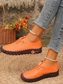 新款系带平底休闲鞋女特大码防滑牛皮底手工缝制鞋底舒适妈妈鞋适合跨境电商