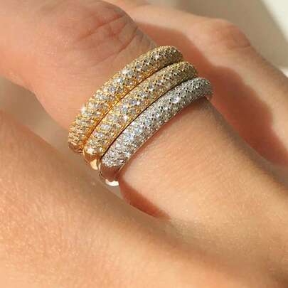1 chiếc nhẫn bạc 925 cao cấp, đính đá Cubic Zirconia sáng bóng, phù hợp cho cả nam và nữ, có thể kết hợp với trang phục hàng ngày hoặc dùng làm phụ kiện dự tiệc. Nhẫn chất lượng cao, trang sức tinh tế, món quà tuyệt vời.