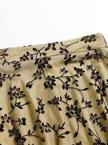 EARO 女士花卉植绒网眼优雅 A 字裙