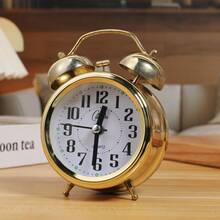 1pc 3-Inch Vintage Style Silent Alarm Clock With Night Light And Handle, Suitable For Sleepers, Adults, Students, Desk, Dorm, Bedroom, Cartoon Design, Battery Powered (Battery Not Included), Mother's Day Gift
