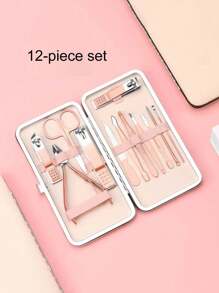 1 Set, Motivo personalizzabile a lettere, Kit per la cura delle unghie portatile professionale, Design a rose e lettere, Rifinitore per sopracciglia e viso, Attrezzi per la cura delle unghie in acciaio inossidabile, Con custodia in pelle di lusso, Adatto per uso domestico e da viaggio