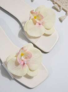 Sandalias planas con tiras con estampado floral para mujeres, calzado de verano de moda adecuado para citas, compras, fiestas