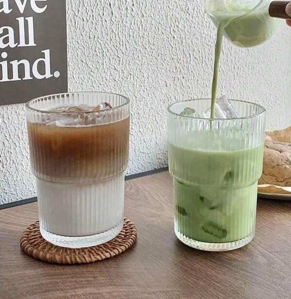 8-teiliges Set, 400ml/13.53oz transparente Deckel- und Strohglasschalen, Deckel Eiskaffeebecher, Deckel Glaskaffeebecher, Glas Reise Kaffeetassen, passend für kalte Getränke, Milchshakes, Säfte und Getränke
