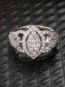 复古波西米亚风格铜质订婚戒指，镶嵌合成锆石，优雅女士承诺戒指，适合日常佩戴和送礼，适合圣诞节和所有季节