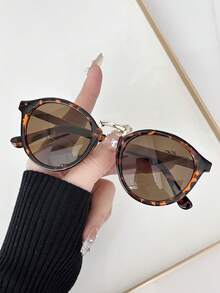 1 件休闲 PC（聚碳酸酯）圆形女士时尚眼镜，Y2K 别致简约设计，适合户外活动、音乐节、海滩、防风、商务、约会、夏季必备，带金属铰链 - 豹紋 - 查看 2