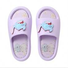 Miniso Lilo & Stitch 樱花季系列女士浴室拖鞋，舒适可爱，居家休闲完美之选（1 双） - 彩色 - 查看 3