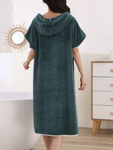 1pc Women's Contrast Trim Hooded Bathrobe, Absorbent Wearable Poncho For Surfing, Quick Dry Changing Robe, Hooded Towel Poncho For Outdoor Beach Swimming - Dark Green - View 2