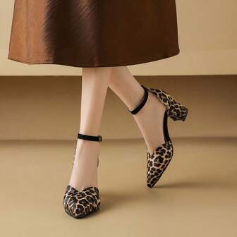 新款包头高跟鞋，细跟浅口鞋，豹纹露趾凉鞋，女士时尚高跟鞋，适合搭配连衣裙，加大码