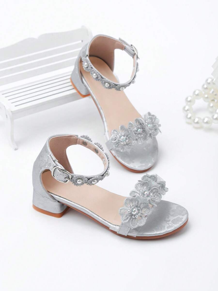 Sandalias de niña Zantong en gris con estilo floral de cristal, sandalias de tacón alto dulces para niños, sandalias de tacón bajo grueso abiertas y lindas para princesa, zapatos brillantes de vestir de verano, zapatos de baile, regalo de cumpleaños, zapatos de fiesta y boda con flores para niños, adecuados para niños/niñas