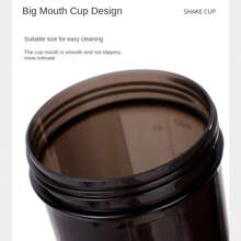 1 pieza Botella agitadora de polvo de proteínas, taza mezcladora de batidos sustitutivos de comidas, botella de agua deportiva, de gran capacidad, portátil, color aleatorio enviado