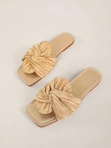 宽版女鞋【MOSOCT】2025春夏新款女鞋女士平底凉鞋&休闲拖鞋&&家居拖鞋&罗马风格一脚蹬拖鞋&金色仙女风格拖鞋推荐