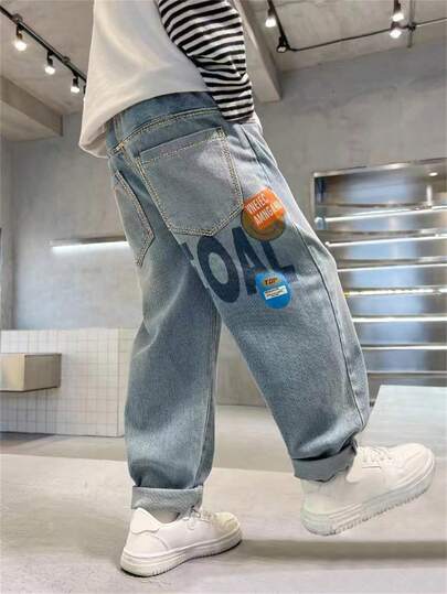 2024春夏新款男童牛仔裤，儿童时尚牛仔裤，适合青少年男孩穿着。