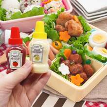 Mini Tomato Sauce Bottle, 25ml Capacity, Refillable Portable Condiment Squeeze Dispenser For Salad Dressing, Ketchup, Mayonnaise, Soy Sauce, Peanut Butter, Syrup, Suitable For Home Kitchen, Office, Cafeteria, Outdoor Picnic, Back To School, Baking (Various Combo Packs Available)