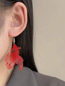 2pcs Retro Red Koi Fish Design Ear Clips, Painless No Piercing Earrings - Red - View 7
