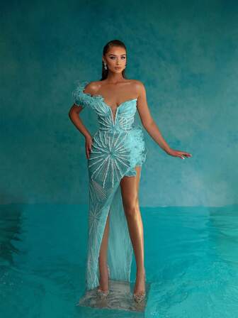 全新珍珠装饰性感女士晚礼服、正式礼服、长袍，适合婚礼宾客